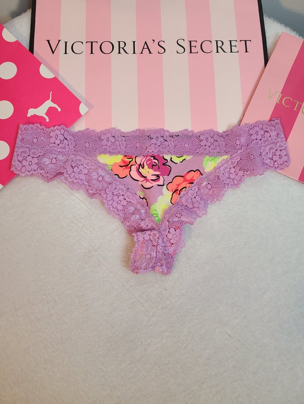 Y2K VS PINK Lace Trimmed Cotton Extra Low Rise Cheeky Thong Panty Size XS